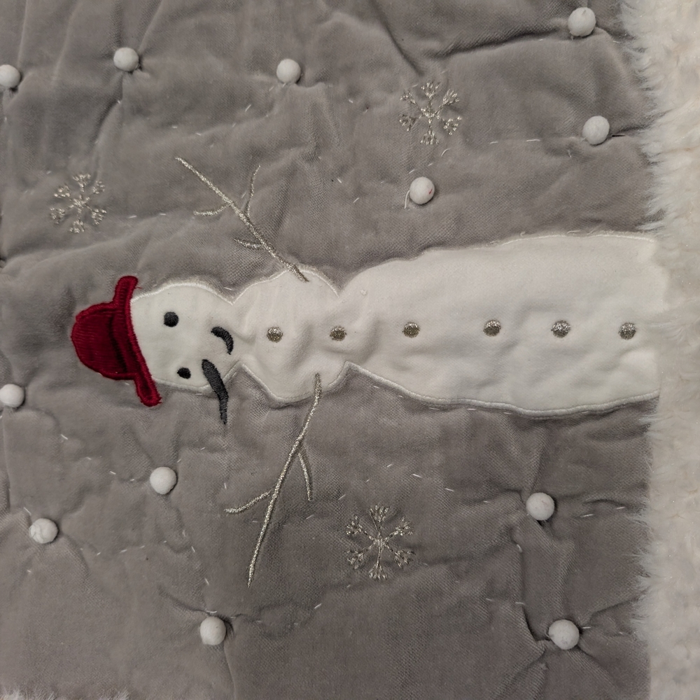 Pottery Barn Classic Christmas Plaid Snowman Pillow Covers - Picture 2 of 8